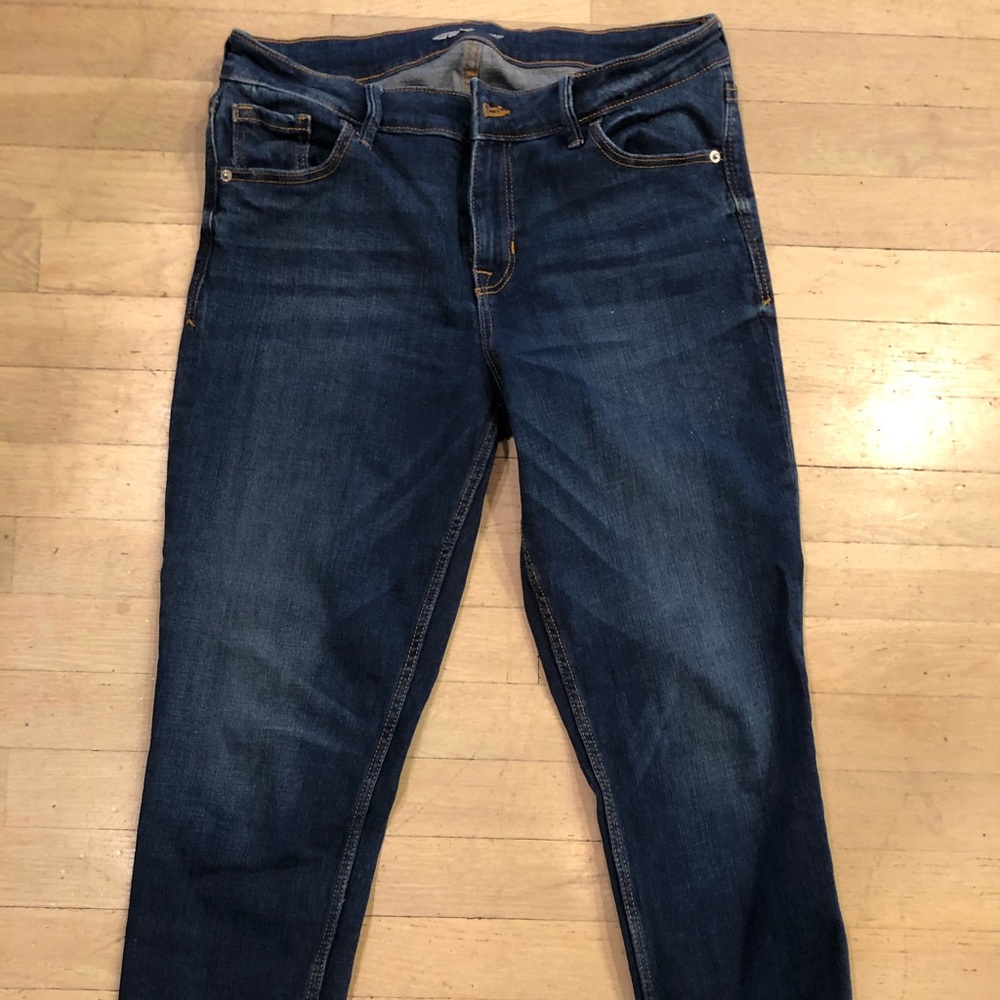 Old Navy Rockstar Cropped Jeans with Raw Edge Hem